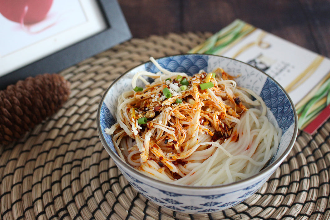 Chongqing Shredded Chicken Cold Noodles (Serves 1)